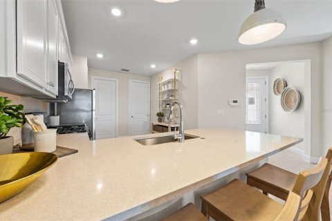 House in BEACHWALK BY MANASOTA KEY in Englewood, Florida 2 bedrooms, 134.52 sq.m. № 1914795 - photo 10