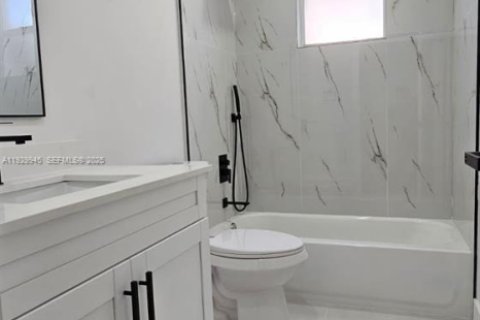 Снять в аренду квартиру в Майами, Флорида 2 спальни, 55.56м2, № 1988865 - фото 12