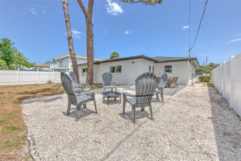 Casa en venta en Belleair Beach, Florida, 3 dormitorios, 148.74 m2 № 1673430 - foto 24