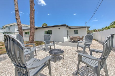 Casa en venta en Belleair Beach, Florida, 3 dormitorios, 148.74 m2 № 1673430 - foto 25