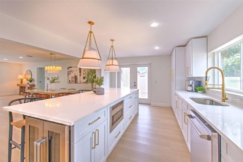 Casa en venta en Belleair Beach, Florida, 3 dormitorios, 148.74 m2 № 1673430 - foto 14