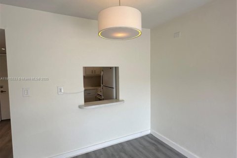 Copropriété à vendre à Miami, Floride: 1 chambre, 62.34 m2 № 1973427 - photo 2