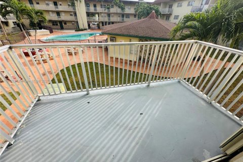 Copropriété à vendre à Miami, Floride: 1 chambre, 62.34 m2 № 1973427 - photo 14