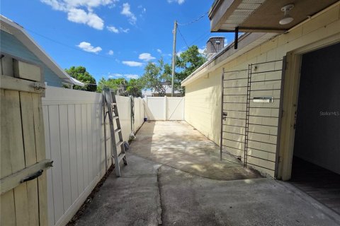 Снять в аренду коммерческую недвижимость в Киссимми, Флорида 188.59м2, № 2098939 - фото 12