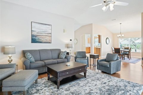 Снять в аренду виллу или дом в Леди-Лейк, Флорида 3 спальни, 180.51м2, № 1832212 - фото 10