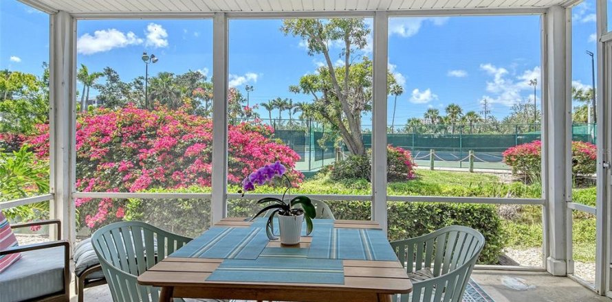 Condominio en Sarasota, Florida, 2 dormitorios  № 1737187