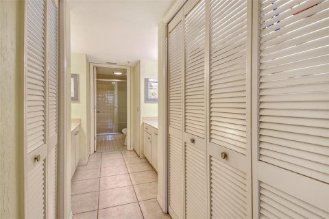 Condominio en venta en Sarasota, Florida, 2 dormitorios, 118.91 m2 № 1737187 - foto 19