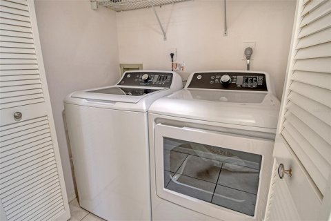 Condominio en venta en Sarasota, Florida, 2 dormitorios, 118.91 m2 № 1737187 - foto 27
