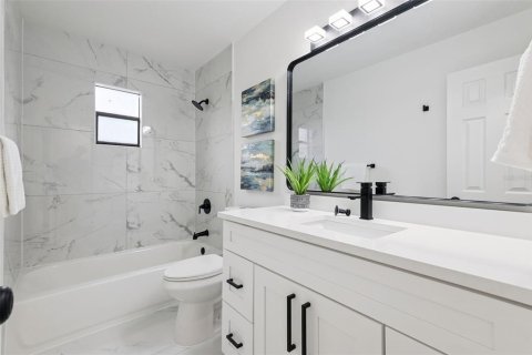 Casa en venta en Palm Bay, Florida, 3 dormitorios, 147.16 m2 № 2381063 - foto 26
