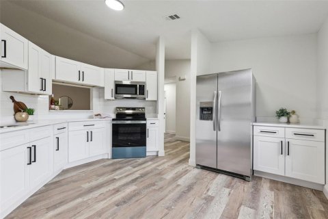 Casa en venta en Palm Bay, Florida, 3 dormitorios, 147.16 m2 № 2381063 - foto 13