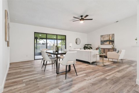 Casa en venta en Palm Bay, Florida, 3 dormitorios, 147.16 m2 № 2381063 - foto 7