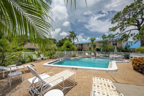 Condo in Bradenton, Florida, 2 bedrooms  № 1844889 - photo 29