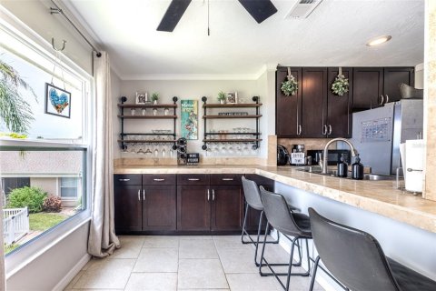 Condo in Bradenton, Florida, 2 bedrooms  № 1844889 - photo 13