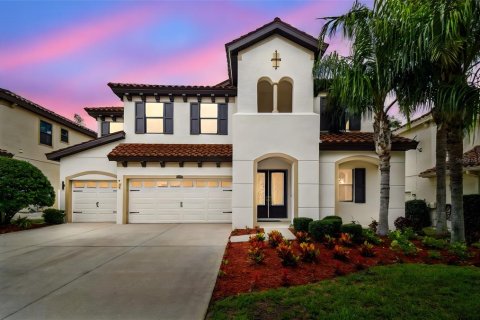 House in Land O' Lakes, Florida 6 bedrooms, 415.83 sq.m. № 1898740 - photo 2