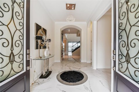 House in Land O' Lakes, Florida 6 bedrooms, 415.83 sq.m. № 1898740 - photo 5