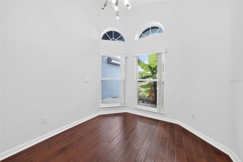 House in Orlando, Florida 3 bedrooms, 188.78 sq.m. № 2290460 - photo 21