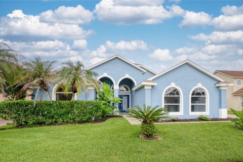 House in Orlando, Florida 3 bedrooms, 188.78 sq.m. № 2290460