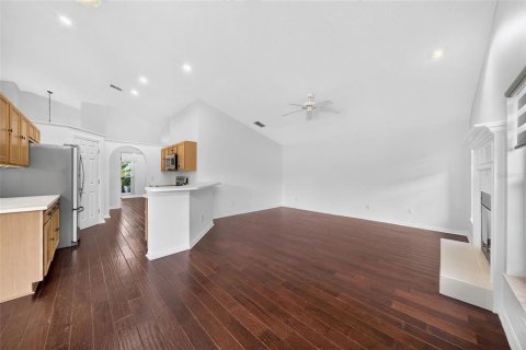 House in Orlando, Florida 3 bedrooms, 188.78 sq.m. № 2290460 - photo 11