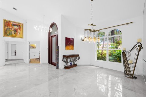 House in Boca Raton, Florida 5 bedrooms, 423.91 sq.m. № 2082100 - photo 17