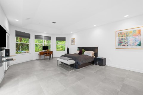 House in Boca Raton, Florida 5 bedrooms, 423.91 sq.m. № 2082100 - photo 28