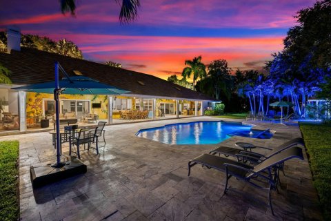 House in Boca Raton, Florida 5 bedrooms, 423.91 sq.m. № 2082100 - photo 7