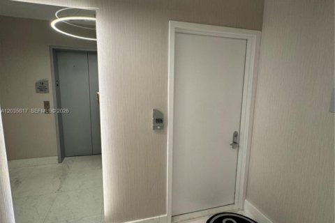 Copropriété à louer à Sunny Isles Beach, Floride: 1 chambre, 79.71 m2 № 2183230 - photo 3