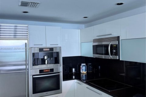 Copropriété à louer à Sunny Isles Beach, Floride: 1 chambre, 79.71 m2 № 2183230 - photo 7