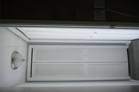 Снять в аренду квартиру в Помпано-Бич, Флорида 2 спальни, 102.19м2, № 2089576 - фото 9