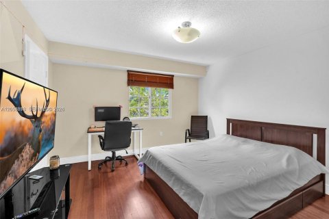 Touwnhouse à louer à Aventura, Floride: 2 chambres, 122.26 m2 № 2168875 - photo 13