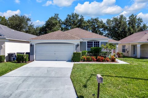 House in Davenport, Florida 4 bedrooms, 145.11 sq.m. № 1885304 - photo 2