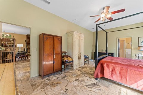 House in Wimauma, Florida 4 bedrooms, 275.27 sq.m. № 1574713 - photo 20