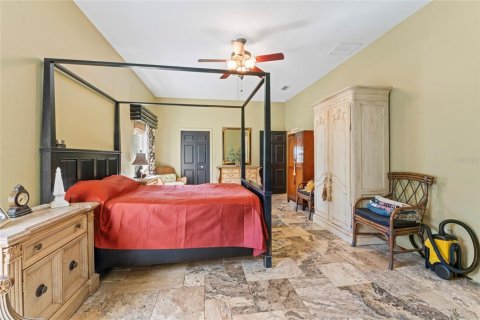 House in Wimauma, Florida 4 bedrooms, 275.27 sq.m. № 1574713 - photo 21