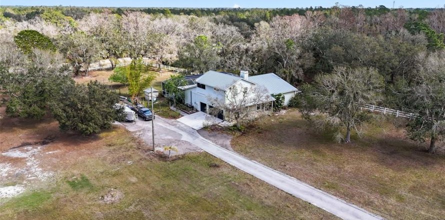House in Wimauma, Florida 4 bedrooms, 275.27 sq.m. № 1574713
