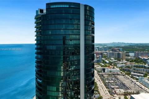 Снять в аренду кондоминиум в Санни-Айлс-Бич, Флорида 3 спальни, 294.59м2, № 1937208 - фото 21