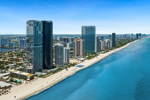 Снять в аренду кондоминиум в Санни-Айлс-Бич, Флорида 3 спальни, 294.59м2, № 1937208 - фото 19