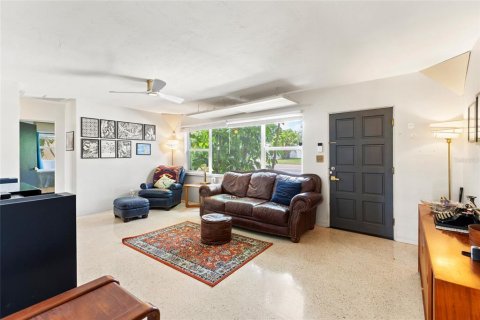 Villa ou maison à vendre à Saint Petersburg, Floride: 3 chambres, 134.52 m2 № 2223584 - photo 9