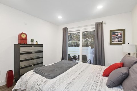 Condo in Winter Park, Florida, 2 bedrooms  № 1734785 - photo 22