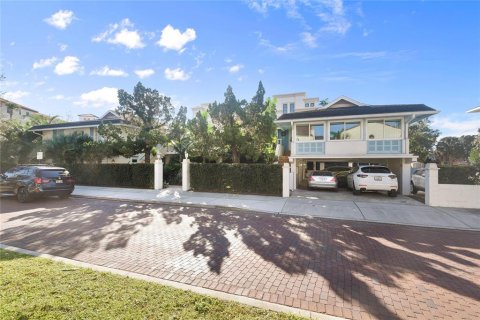 Condo in Winter Park, Florida, 2 bedrooms  № 1734785 - photo 1