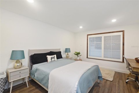 Condo in Winter Park, Florida, 2 bedrooms  № 1734785 - photo 16