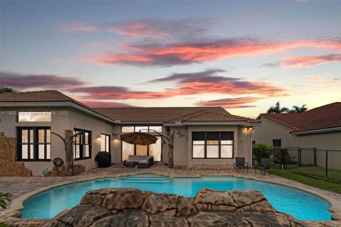 Купить виллу или дом в Дейви, Флорида 4 спальни, 268.21м2, № 1948534 - фото 15