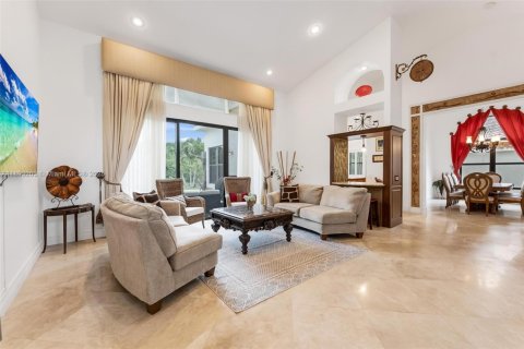 Купить виллу или дом в Дейви, Флорида 4 спальни, 268.21м2, № 1948534 - фото 6