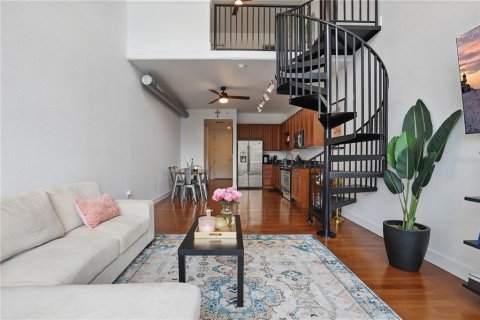 Condominio en alquiler en Orlando, Florida, 1 dormitorio, 85.56 m2 № 1831848 - foto 10