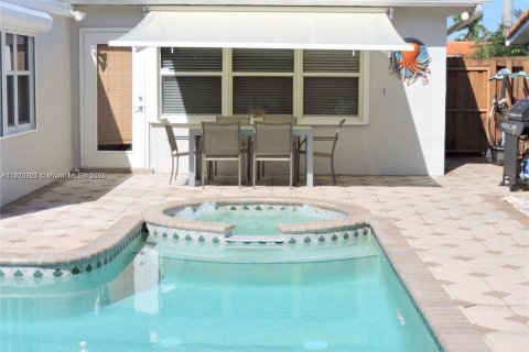 Villa ou maison à vendre à Hollywood, Floride: 3 chambres, 134.43 m2 № 2053140 - photo 18