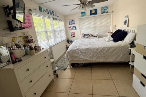 Villa ou maison à vendre à Hollywood, Floride: 3 chambres, 134.43 m2 № 2053140 - photo 22