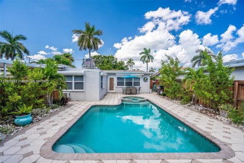 Villa ou maison à Hollywood, Floride 3 chambres, 134.43 m2 № 2053140