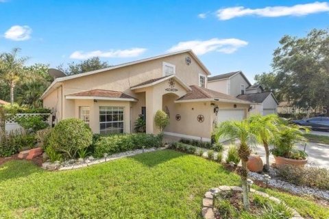 Villa ou maison à vendre à Apopka, Floride: 4 chambres, 209.49 m2 № 2308749 - photo 2