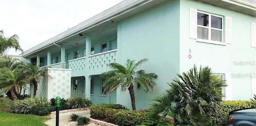 Condo in Bradenton Beach, Florida, 1 bedroom № 1570542