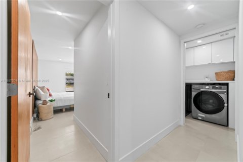 Casa en alquiler en Hollywood, Florida, 4 dormitorios, 152.36 m2 № 2013573 - foto 10