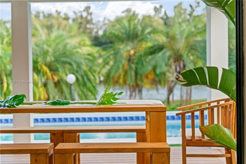 Casa en alquiler en Hollywood, Florida, 4 dormitorios, 152.36 m2 № 2013573 - foto 13