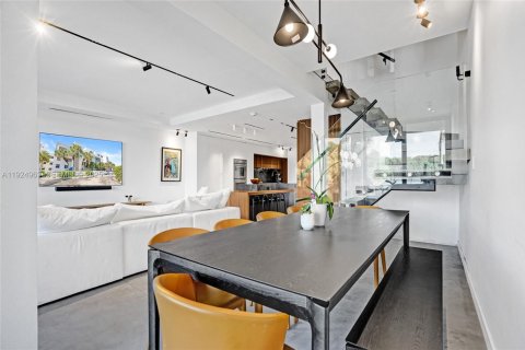 Купить кондоминиум в Санни-Айлс-Бич, Флорида 4 спальни, № 1990261 - фото 14